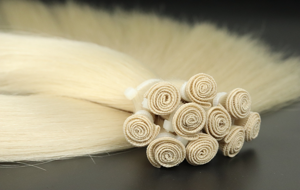 hand tied weft